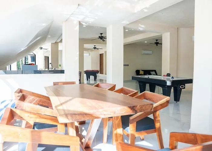 Pousada Luxury Near Akumal, 9 Bedrooms-breakfast & Shuttle