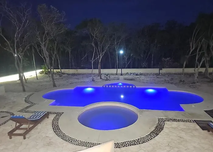 Pousada Luxury Near Akumal, 9 Bedrooms-breakfast & Shuttle