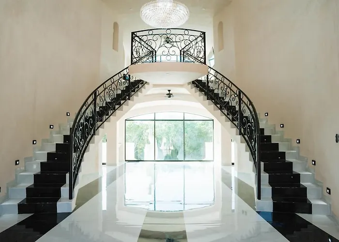 Luxury Near Akumal, 9 Bedrooms-breakfast & Shuttle Pousada