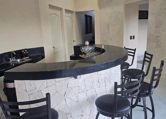 Luxury Near Akumal, 9 Bedrooms-breakfast & Shuttle * Xetna